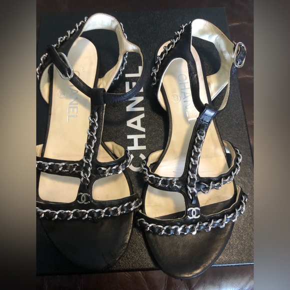 Chanel chain sandals - Picture 1 of 8